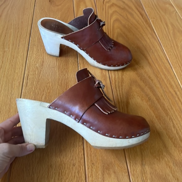 Bryr Clogs - Penny with kilt - Picture 2 of 6